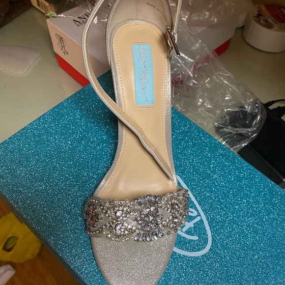 Silver ankle strap heels with crystal trim - Picture 3 of 7